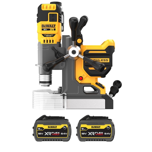 18V XR MAGNETIC DRILL LEFT SIDE VIEW showing 2 9AH XR FLEXVOLT G-CLASS BATTERIES