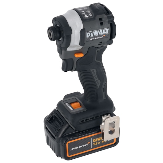 DEWALT/McLaren Impact Driver with 18V XR 4Ah battery 3/4 right side view