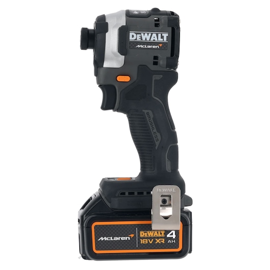 DEWALT/McLaren Impact Driver with 18V XR 4Ah battery 3/4 view
