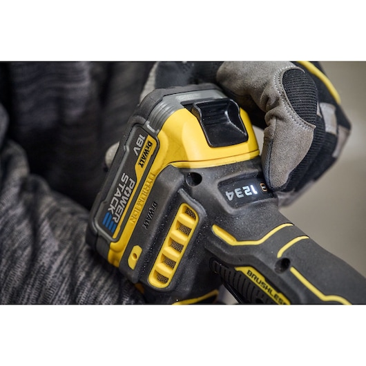 Changing the speed setting on the DEWALT 18V XR Compact Inline Grinder