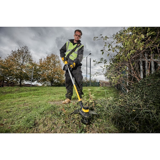 18V XR 33cm Grästrimmer utan batteri & laddare
