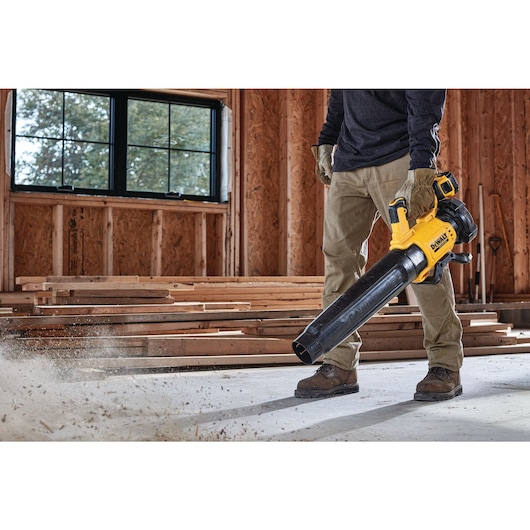 18V XR Lövblås 1x5.0Ah