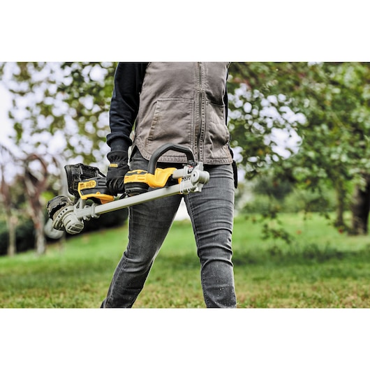 18V XR Grästrimmer med fällbart skaft 1x5.0Ah
