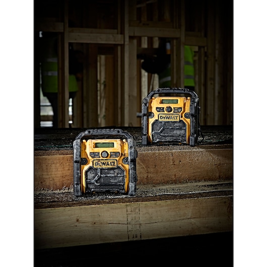Radio, XR, DAB+/FM