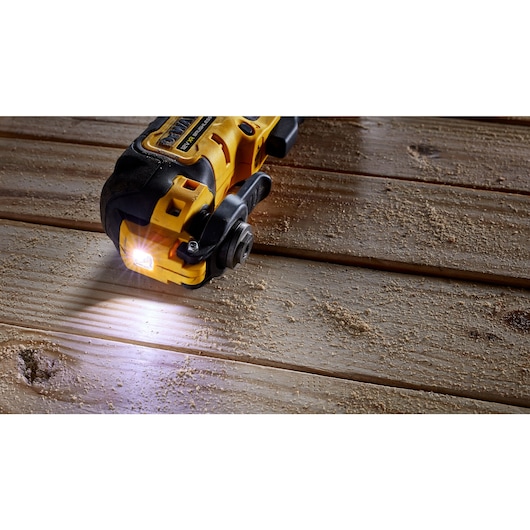 12V XR Kolborstfritt oscillerande multiverktyg med 2x 2.0Ah batterier och laddare