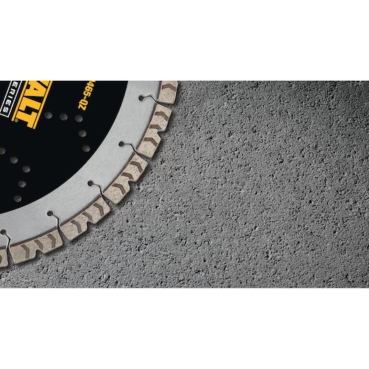 Close up of segmented Elite Diamond Cutting Wheel 350 x 25 4mm
