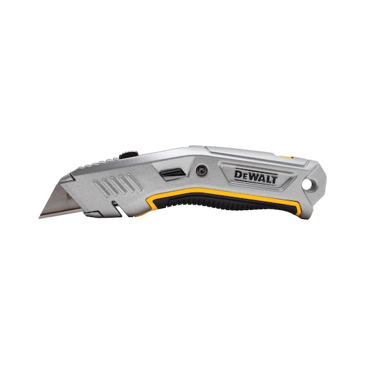 UNIVERSALKNIV MED INDRAGBART BLAD - METALL